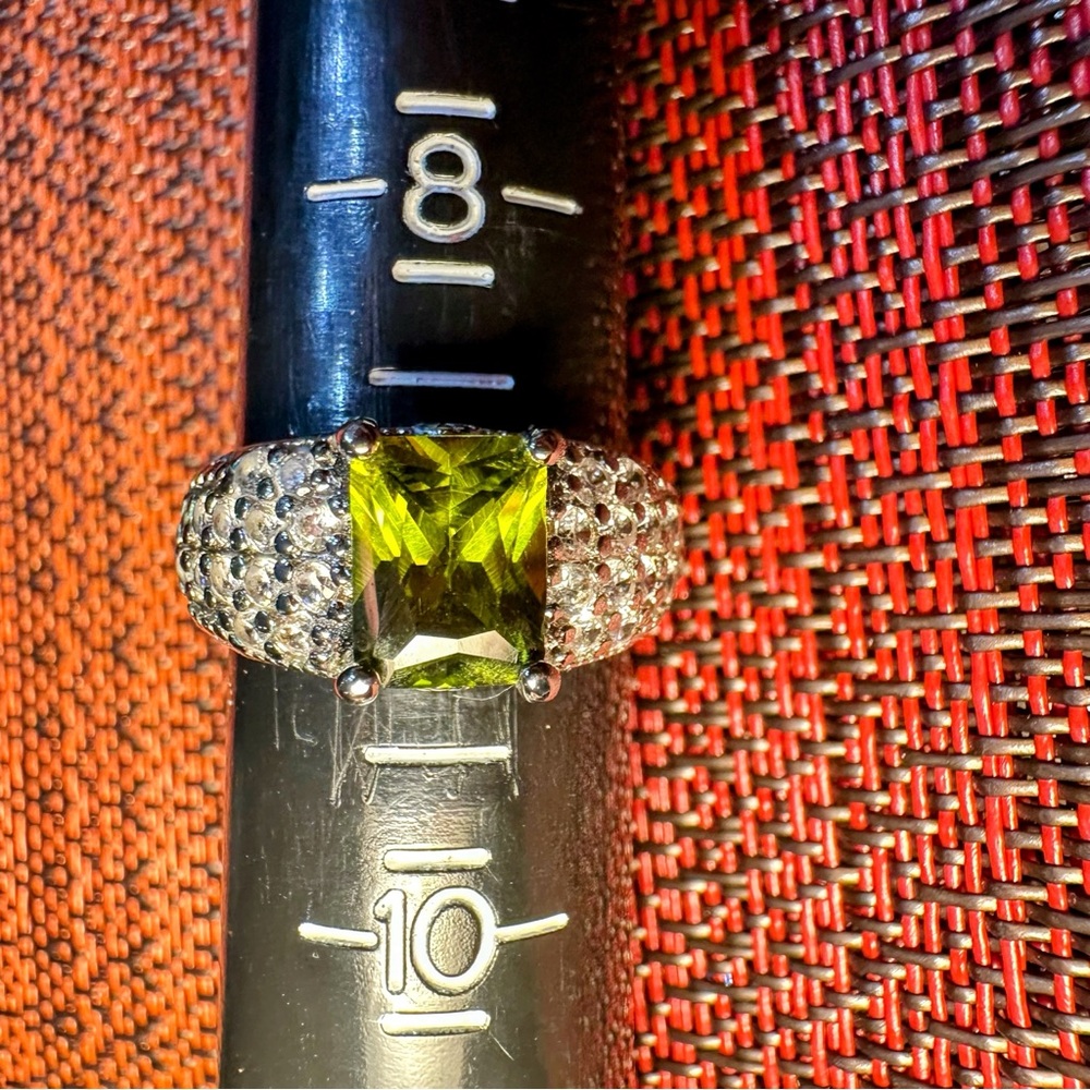 Fragrant Jewels Olive and Silver Radiance Ring